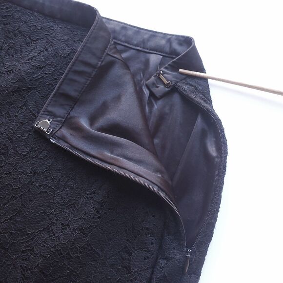 VTG Nine & Co Black Lace Pencil Skirt Sz 6 Knee Length Floral Lined Whimsigoth - Picture 4 of 13